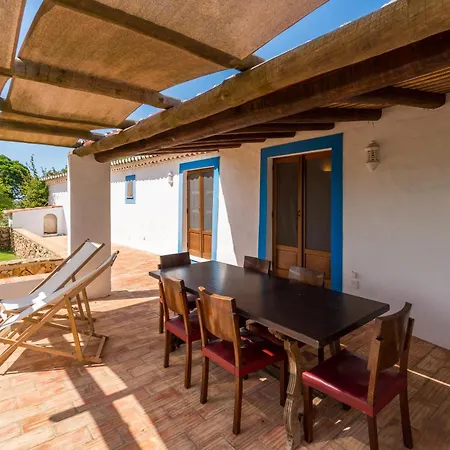 Casas Da Capela Do Monte, Country * לאגוּ‏ש