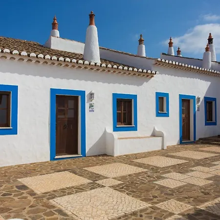 בית נופש Casas Da Capela Do Monte, Country *