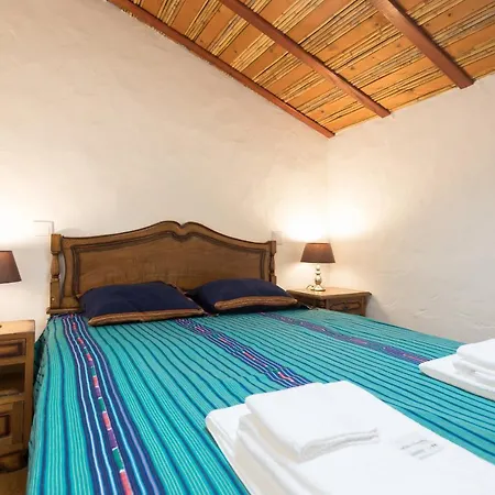 Casas Da Capela Do Monte, Country לאגוּ‏ש