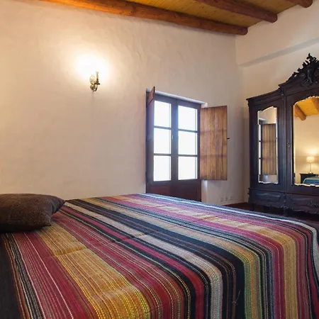 בית נופש Casas Da Capela Do Monte, Country