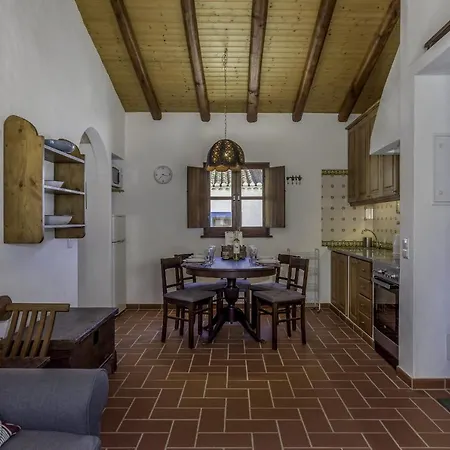 בית נופש Casas Da Capela Do Monte, Country לאגוּ‏ש