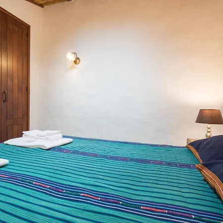 Holiday home Casas Da Capela Do Monte, Country Houses