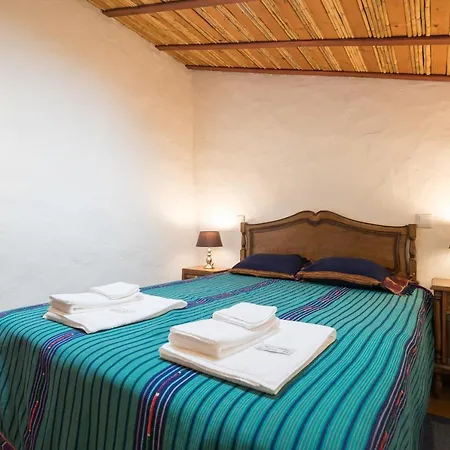 Holiday home Casas Da Capela Do Monte, Country Houses