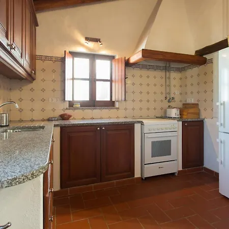 Holiday home Casas Da Capela Do Monte, Country Houses *