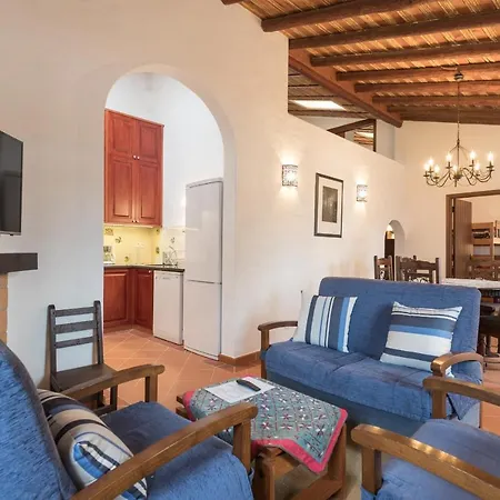 Casas Da Capela Do Monte, Country Nyaraló *