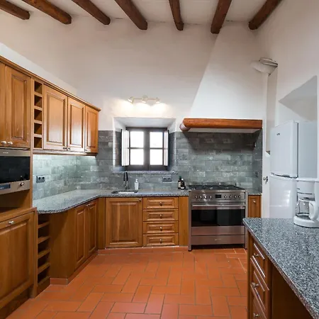 Casas Da Capela Do Monte, Country