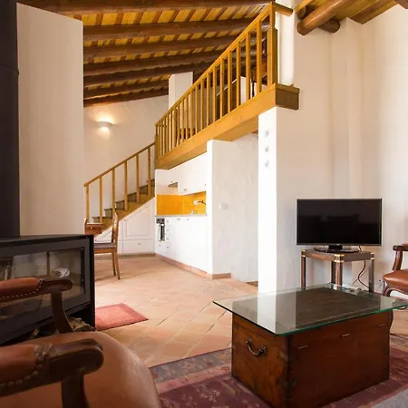 Casas Da Capela Do Monte, Country Houses