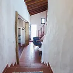 Casas Da Capela Do Monte, Country *